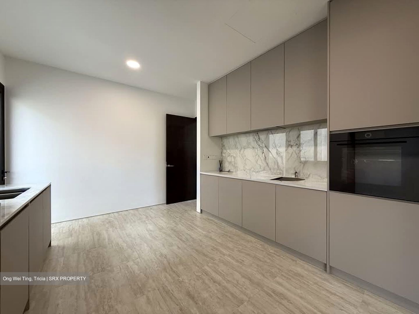 Grove Lane (D10), Detached #561876751